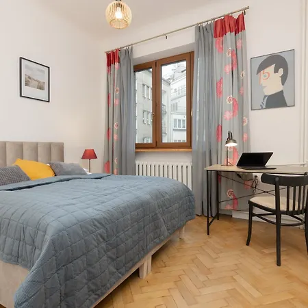 Stylowy Dla 5 Osób Bartoszewicza By Renters Apartament