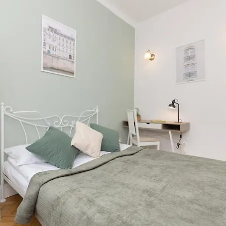 Stylowy Dla 5 Osob Bartoszewicza By Renters * Warszawa